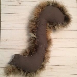 Dress up squirrel tail.